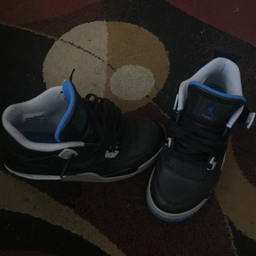 Jordan 4’s